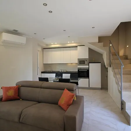 Torretta Apartment Gardone Riviera